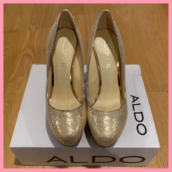 Aldo Cape Coral Gold Platform Heels - Picture 4 of 11
